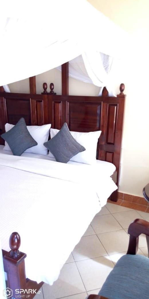 Machakos Suites Luxury Hotel Exterior photo